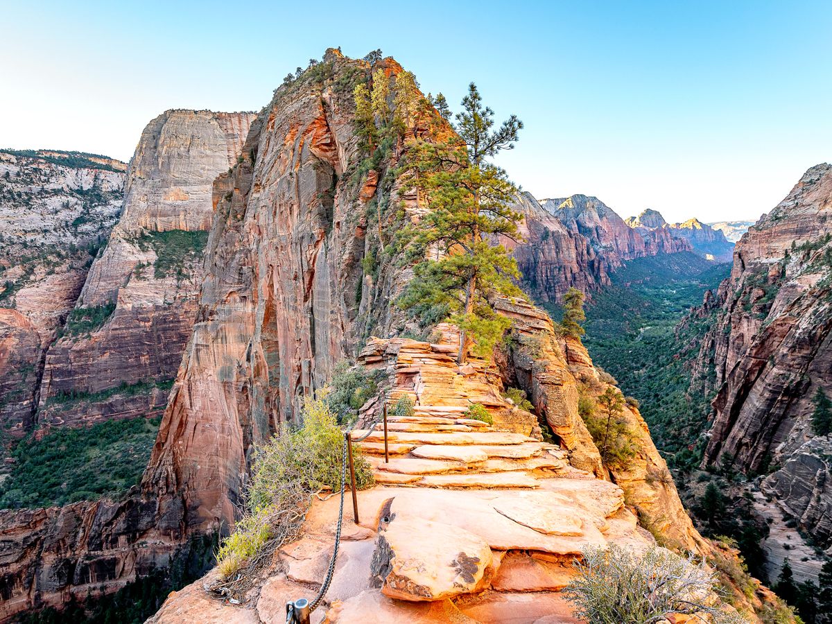 Angels Landing hiking trail at Zion National Park in Utah
