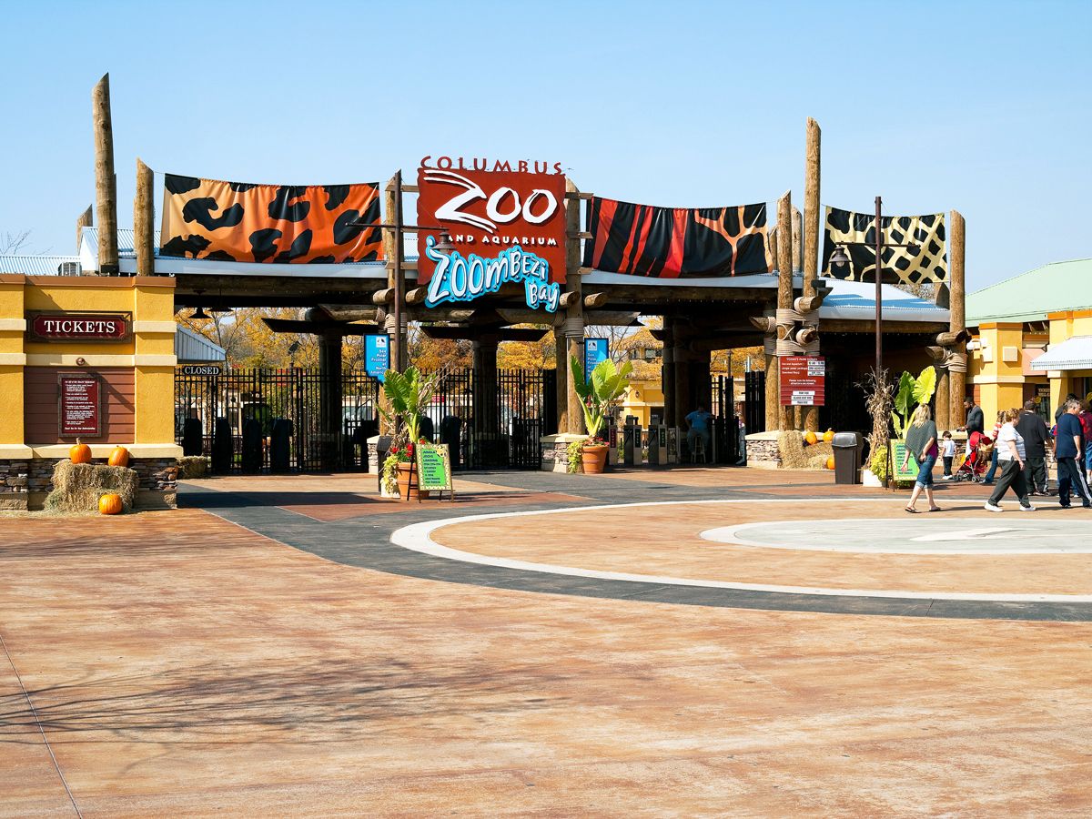 Entrance to the Columbus Zoo and Aquarium in Ohio
