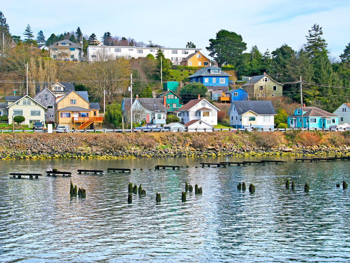 Colorful homes on the water in Astoria, Oregon