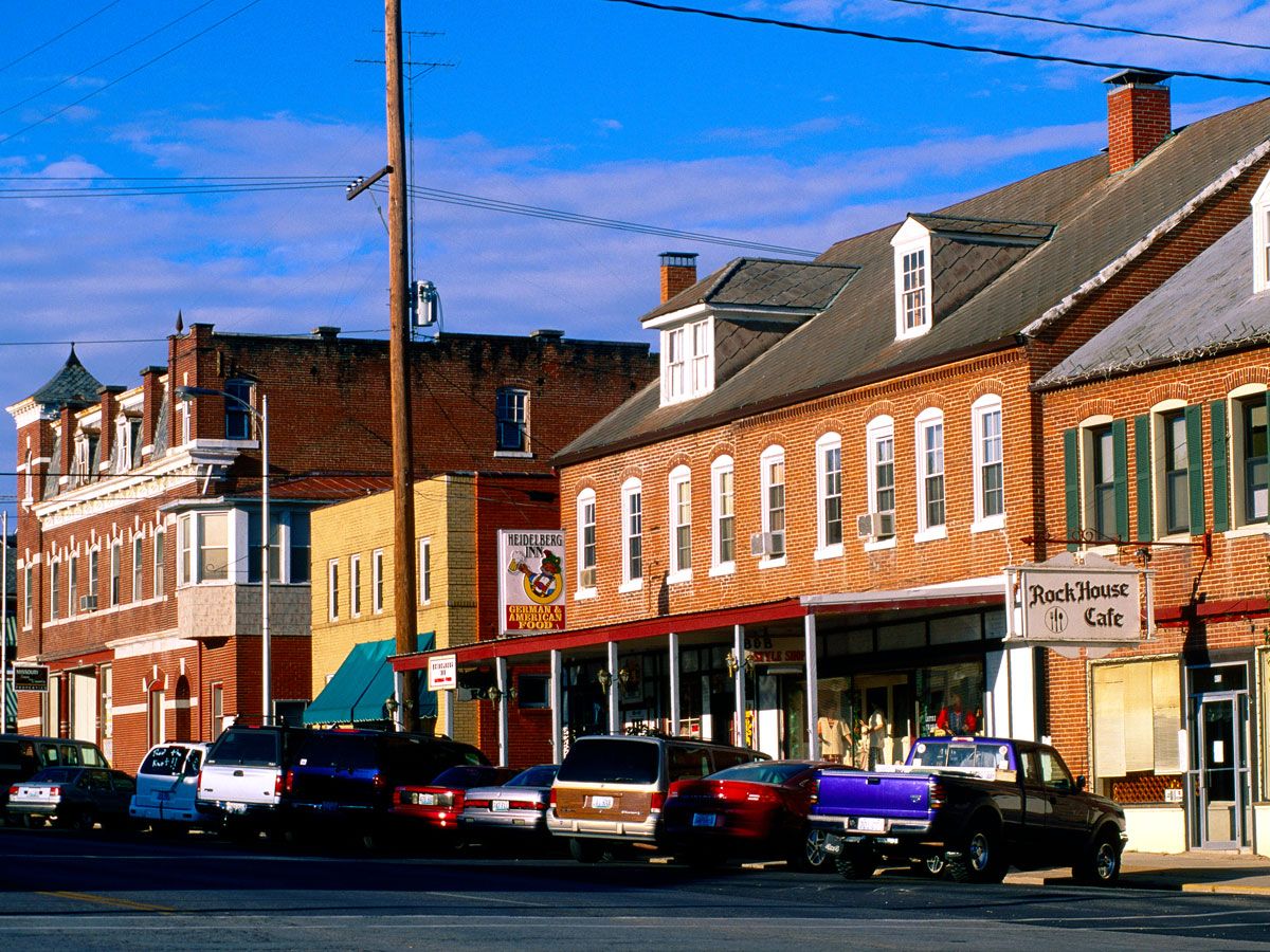 Historic buildings on street in Hermann, Missouri