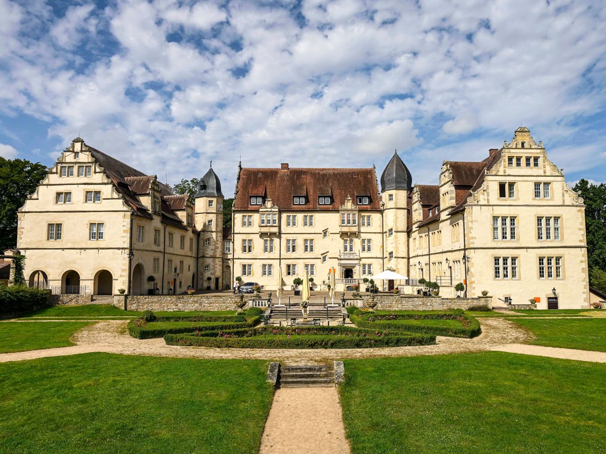 Exterior and grounds of Germany's Schlosshotel Münchhausen