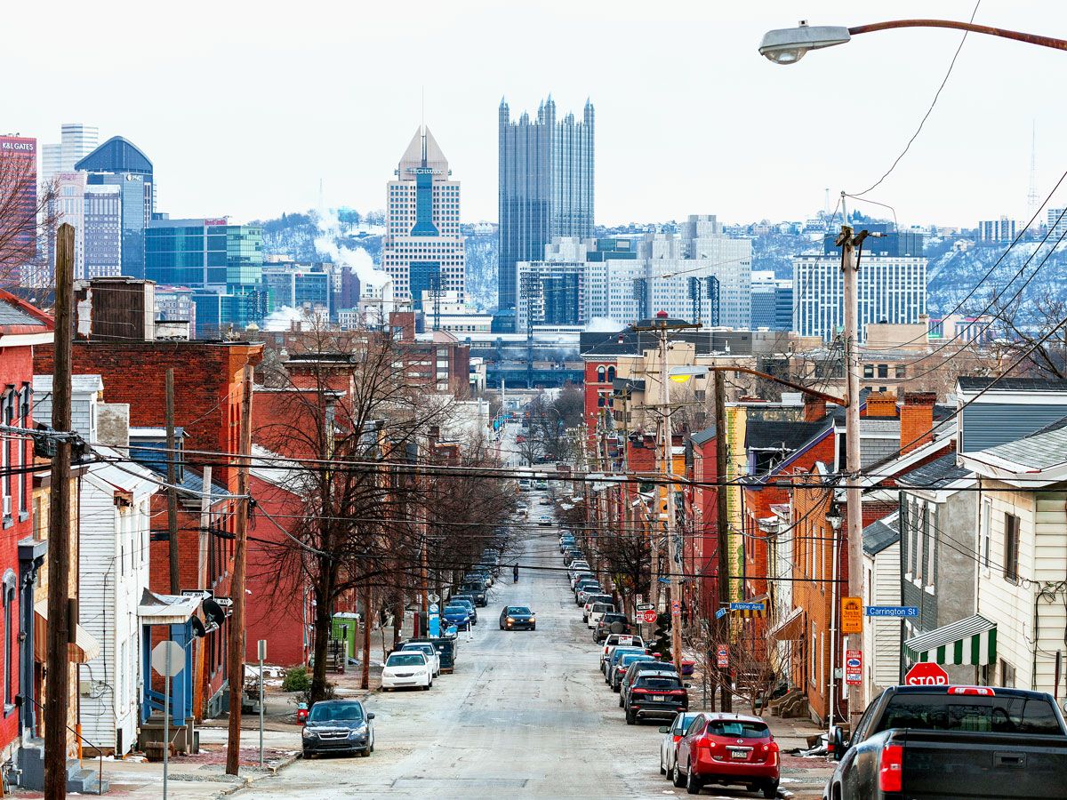 Residential street overlooking downtown Pittsburgh, Pennsylvania