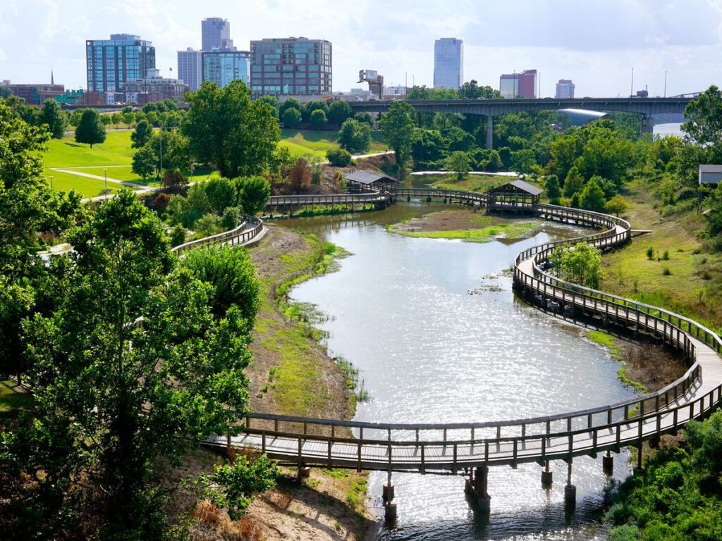 Aerial view of Little Rock and Arkansas River